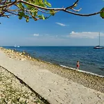 Gæstehus Sea View Opara 3*