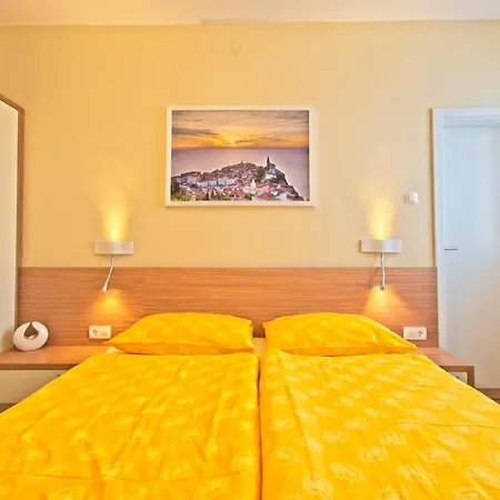 Penzion Opara 3*
