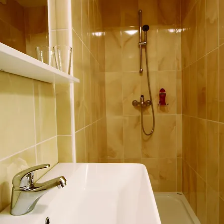 Hiša za goste Opara 3*