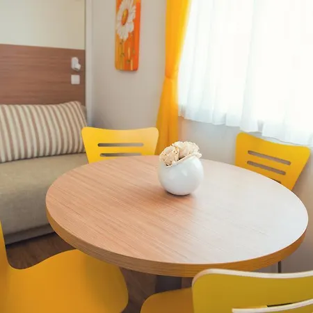 Sea View Opara Pensión 3*