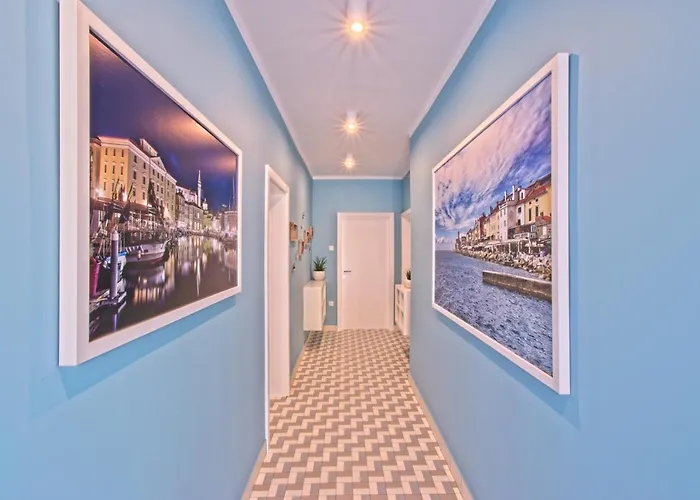 Sea View Opara Gæstehus 3*