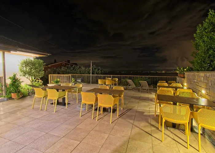 Sea View Opara 게스트하우스 피란