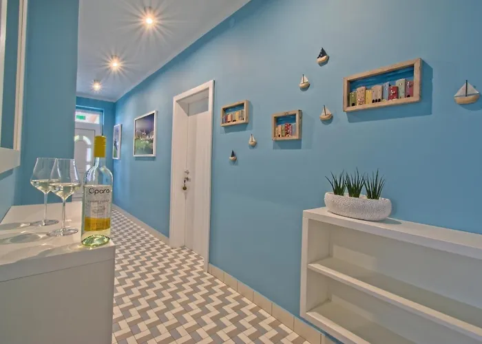 Sea View Opara 게스트하우스 3*