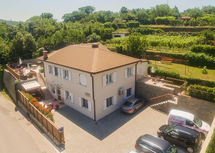 Sea View Opara 3* 피란