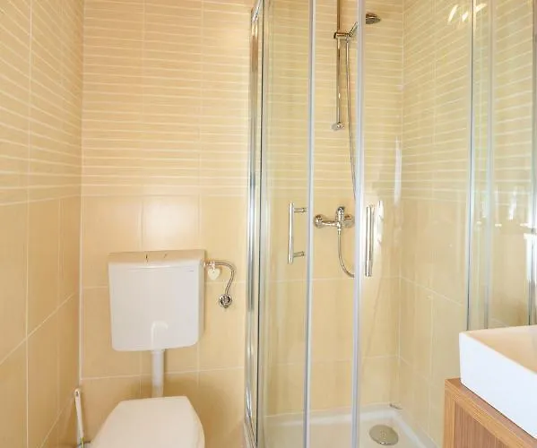 Sea View Opara 게스트하우스 피란